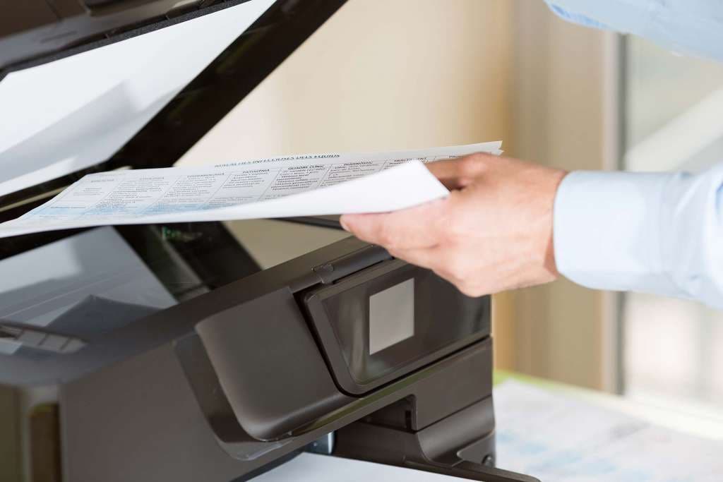 Read more about the article Different Features of B&W and Colored Copier Machines